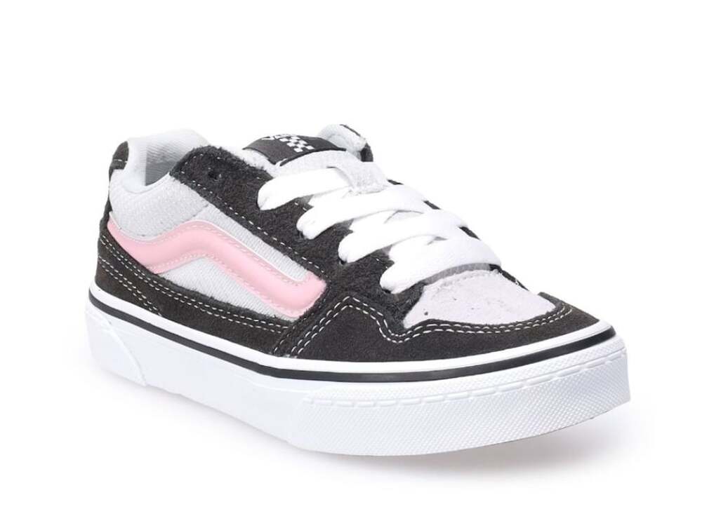Vans Big Kids Knu Skool Skate Shoe in Black and Pale Petal Pink sz 4